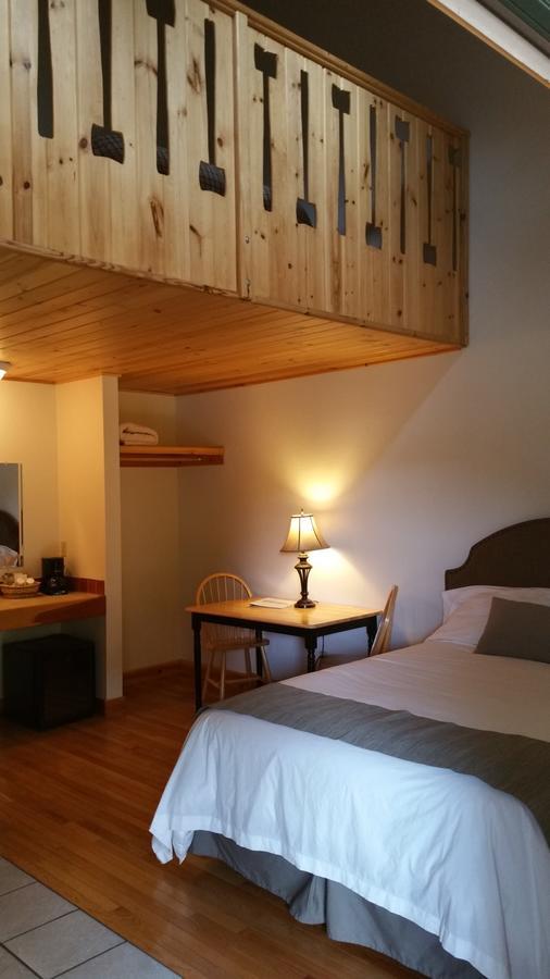 Lenroot Lodge Seeley Esterno foto